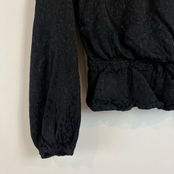 Buffalo David Bitton Womens S Black Animal V Neck Long Sleeve Blouse Top Blouse - Picture 15 of 15